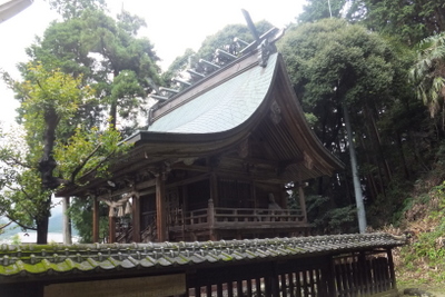 愛媛で最古の三間社流造の本殿（東温市・三島神社） | レトロ旅えひめ巡り
