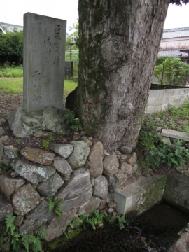 関川神社の芭蕉句碑