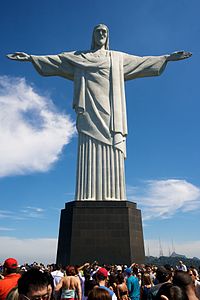 200px-Cristo_Redentor_-_Rio_de_Janeiro,_Brasil