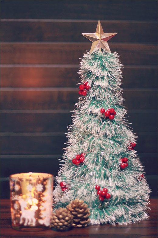 クリスマスツリーとキャンドル