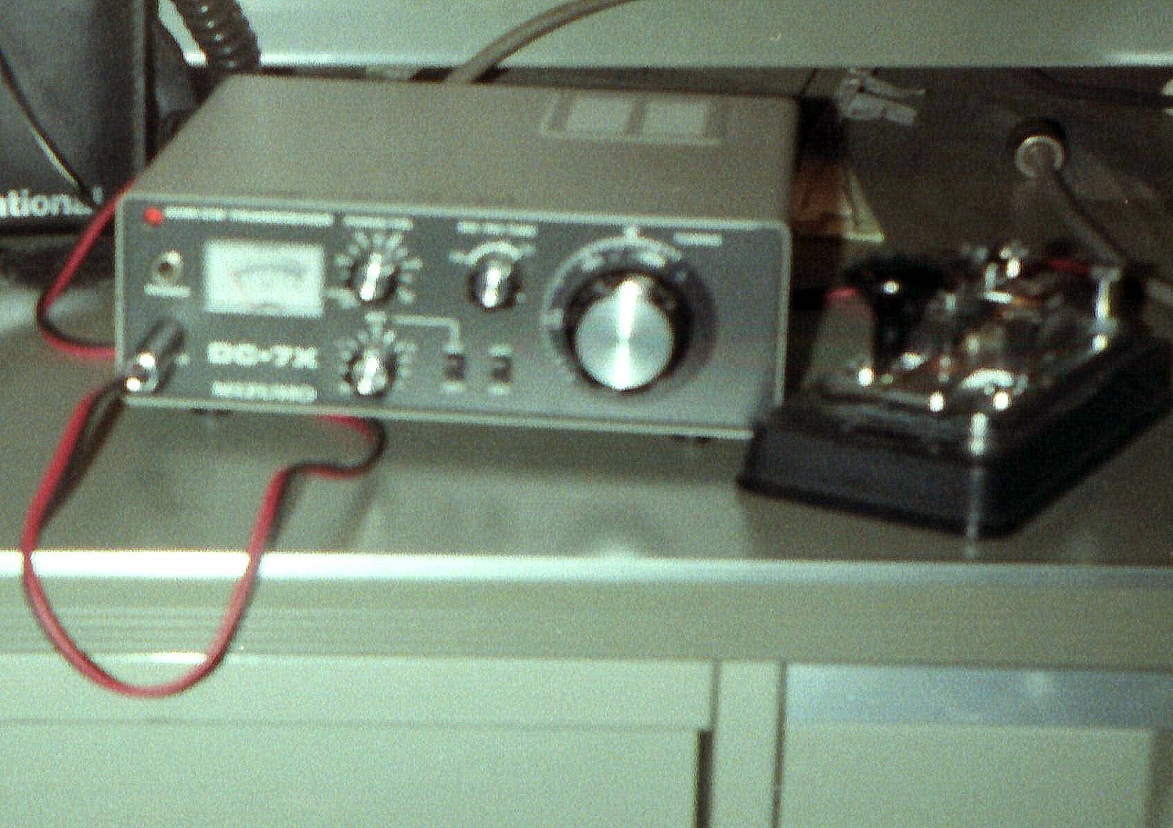 アマチュア無線局JI1EKDのラジオの話 DC7X QRPトランシーバー