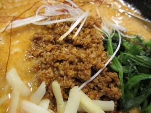 太威　濃厚ﾁｰｽﾞ味噌担々麺　具 (2)