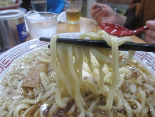 鬼にぼ　中華ｿﾊﾞ　麺