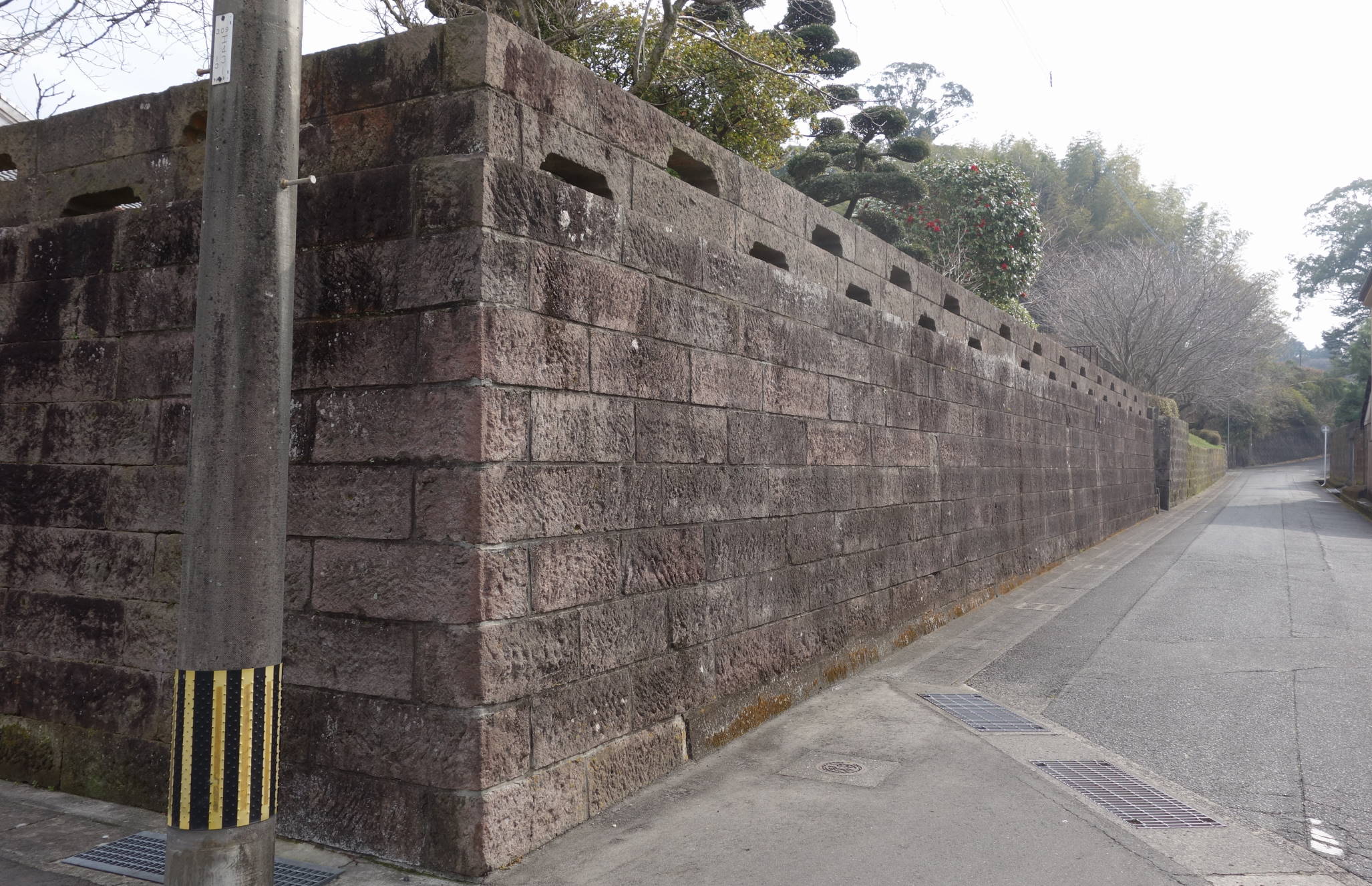 荒平石の塀2